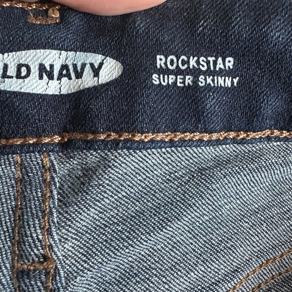 Old Navy Rockstar Super Skinny Dark Wash High Rise Skinny 4 Jeans - Picture 4 of 7